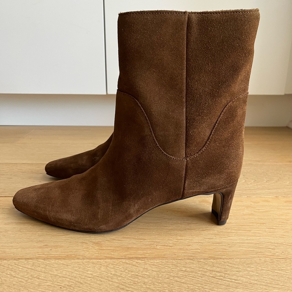 Vince Camuto Brown Suede Ankle Boots 9 40 Khaite Amariah